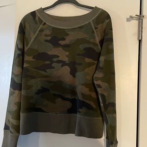 Banana Republic Camo sweatshirt, size Small
